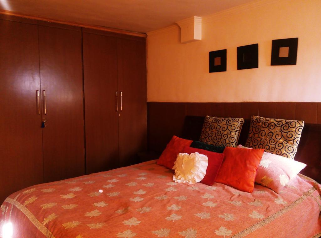Jeelani Guest House Srinagar (Jammu and Kashmir) Bagian luar foto